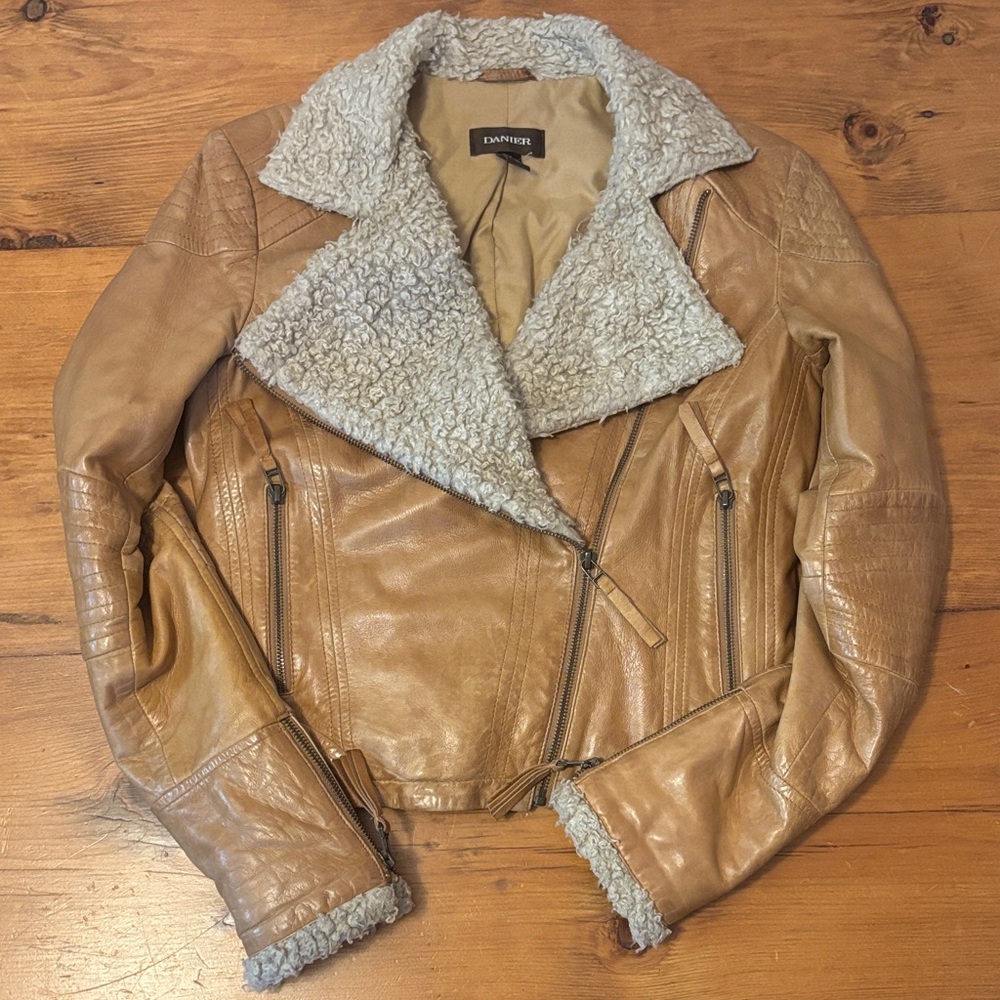 Danier Tan Leather Aviator Motto Jacket with Shearling Trim Size 2XS